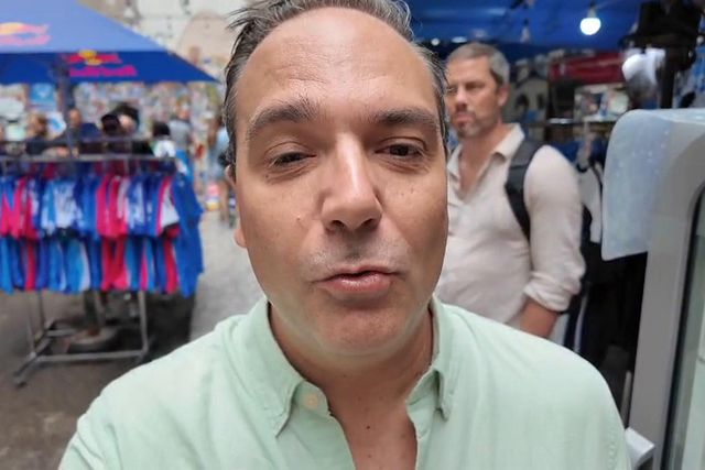 A BOLA em Nápoles com adeptos do Sporting