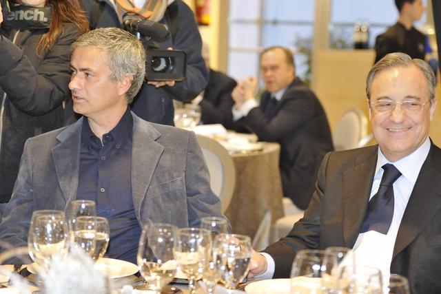 Florentino Pérez confirma Mourinho: «Um dos melhores treinadores do mundo»