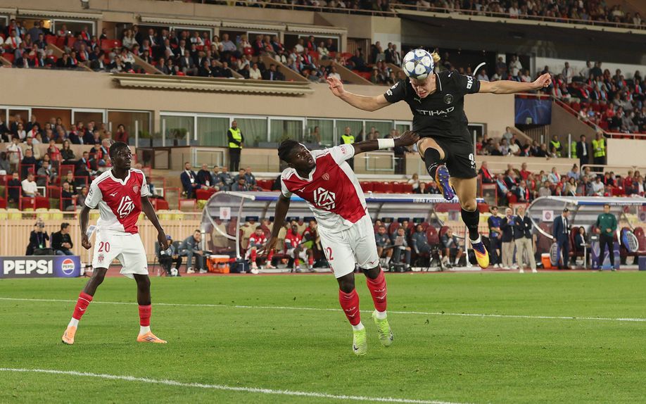 Haaland marcou de cabeça o segundo golo do Manchester City frente ao Mónaco - Foto IMAGO: Kieran McManus
