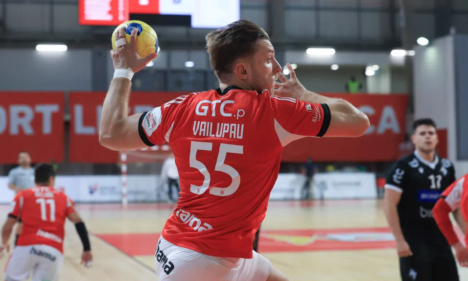 Andebol: Golos a rodos, ninguém arreda pé!