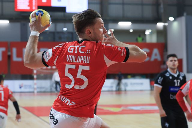 Quarteto de topo do Andebol 1 cumpre sem dificuldades