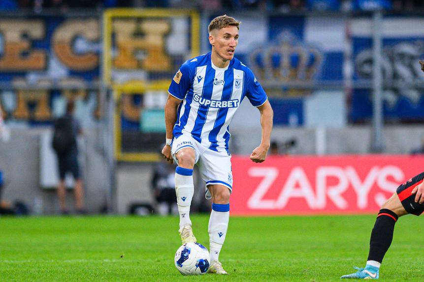 Joel Pereira soma 220 jogos pelo gigante polaco, sendo já o segundo estrangeiro com mais partidas pelo clube — está a 10 do colega Mikael Ishak