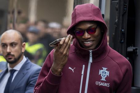 Rafael Leão ao serviço da Seleção Nacional - foto: IMAGO