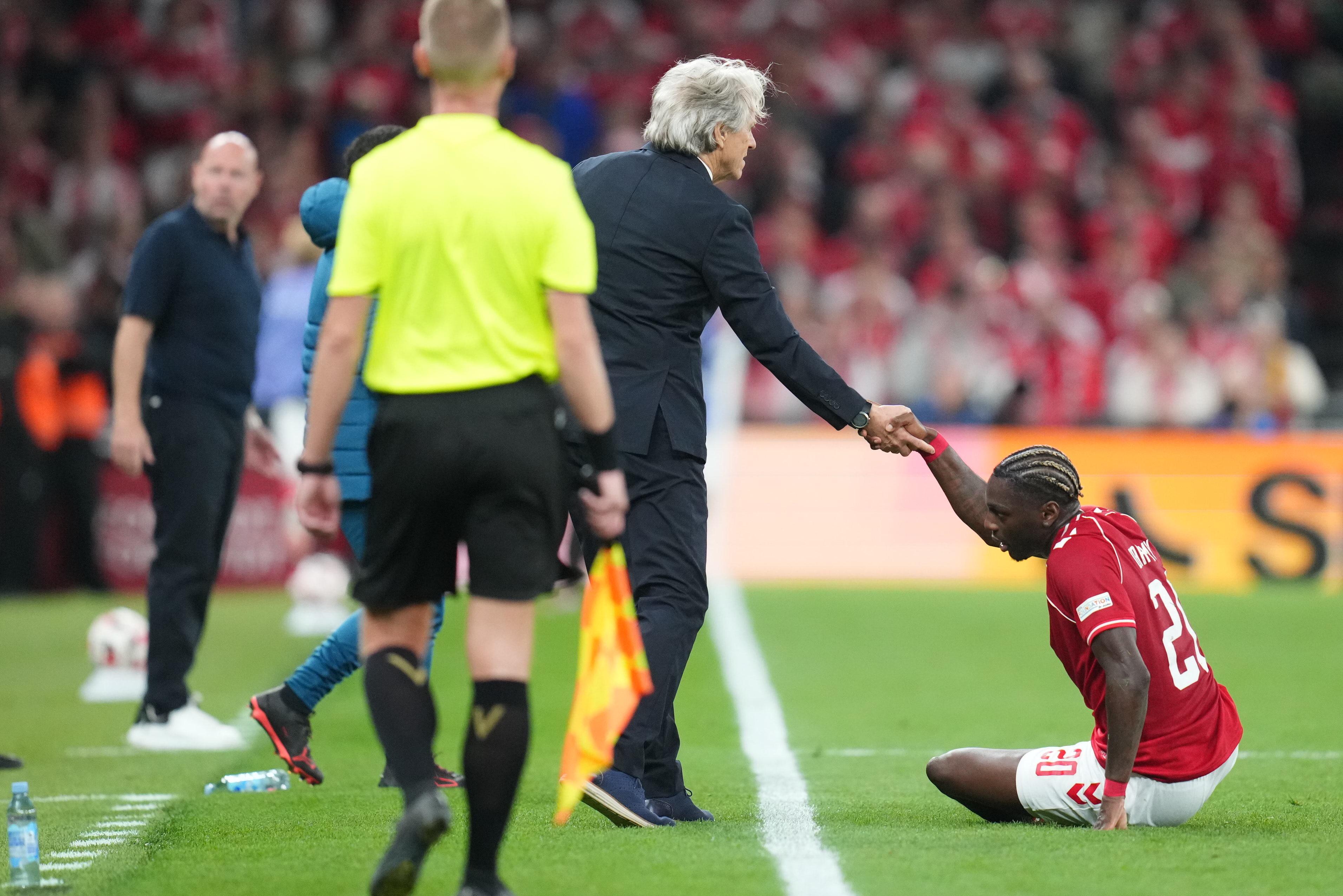 Fair play de Jesus - Foto: EPA/Liselotte Sabroe
