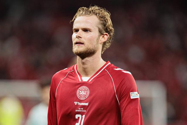 Morten Hjulmand foi titular no Dinamarca-Portugal