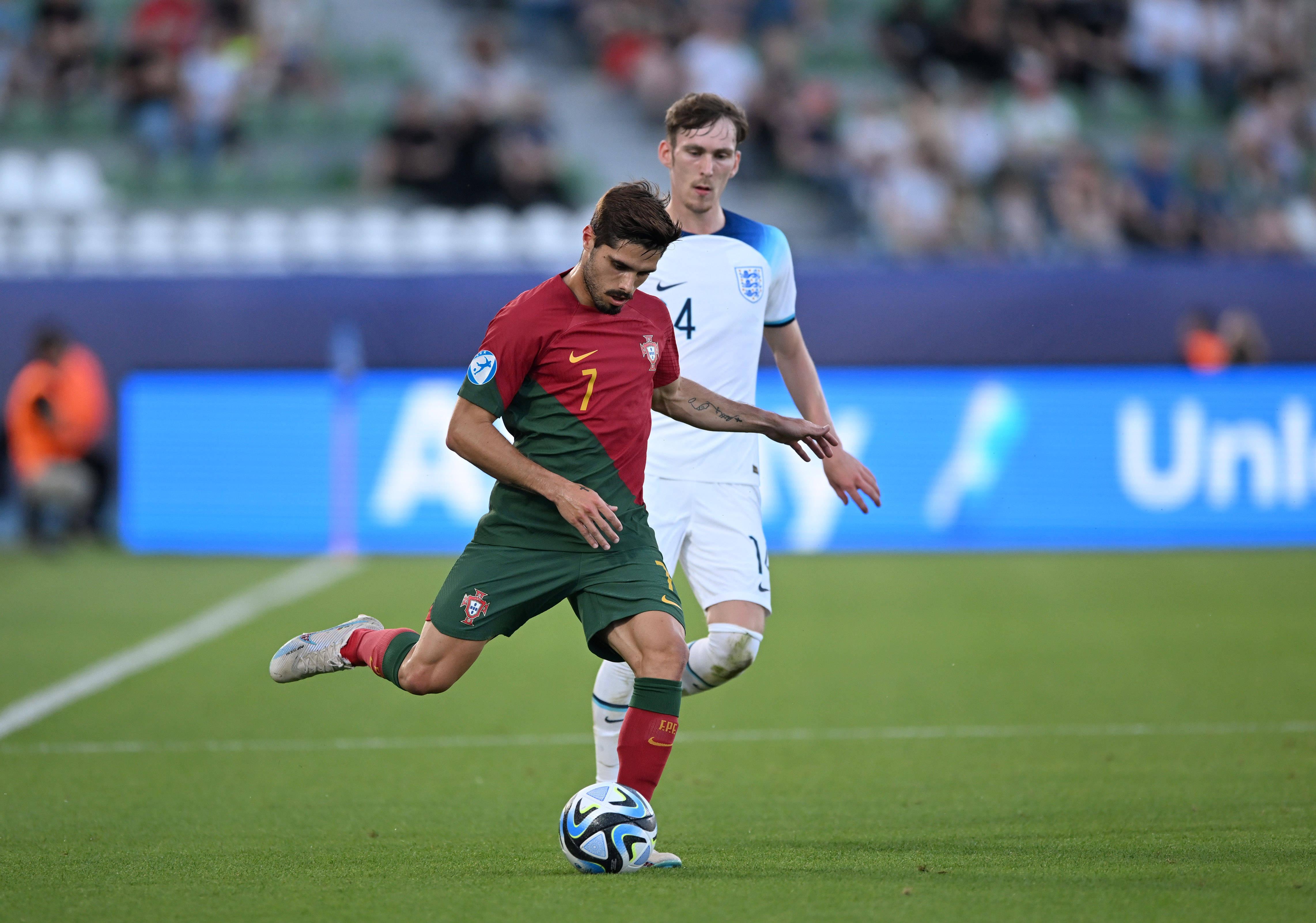 Pedro Neto - Portugal-Luxemburgo (9-0), qualificação Euro 2024, 11/09/2023 (nesta imagem a usar o 7 nos sub-21)