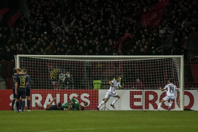 Bayern eliminado da Taça por equipa da terceira divisão