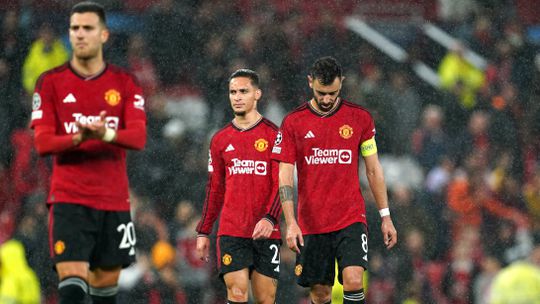 E se o problema do Man. United também estiver… nos equipamentos?