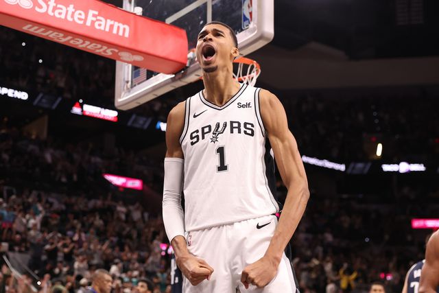 Camisola de Wembanyama vendida por valor altíssimo