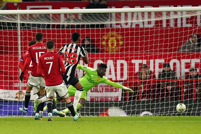 Manchester United e Arsenal eliminados da Taça da Liga: já se conhecem os apurados para os 'quartos'