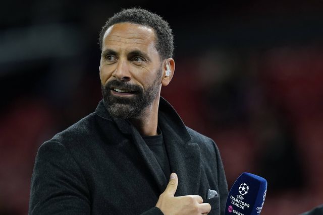 Rio Ferdinand, Leeds. No início dos anos 2000, o defesa distendeu um tendão na face posterior do joelho enquanto via televisão com a perna apoiada numa mesa