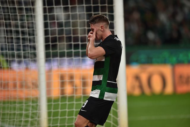 Treinou Gyokeres no Coventry e não se importa se quiser voltar: «Está sempre com pressa»