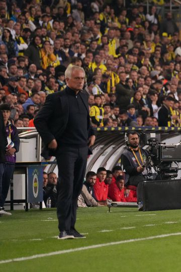 Mourinho já conhece castigo pela expulsão frente ao Man. United