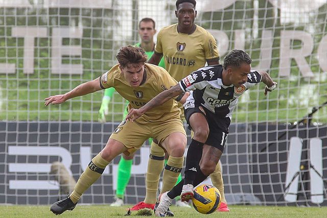 Nacional-Famalicão: minhotos venceram e, uma vez mais, não sofreram golos