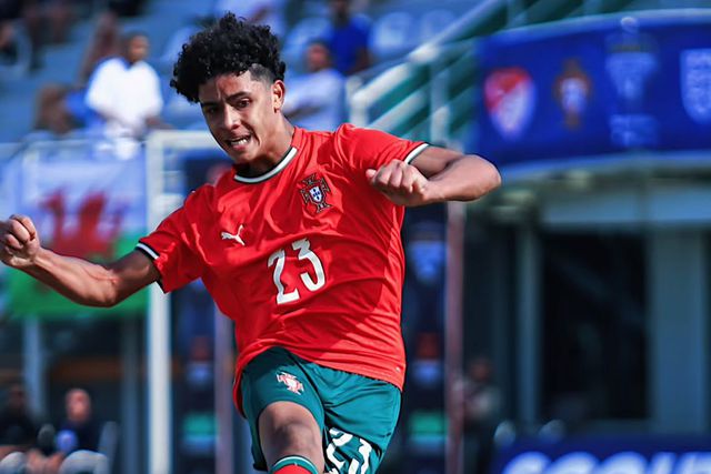 Cristianinho já marca pelos Sub-16 - Foto: Football Federations Cup