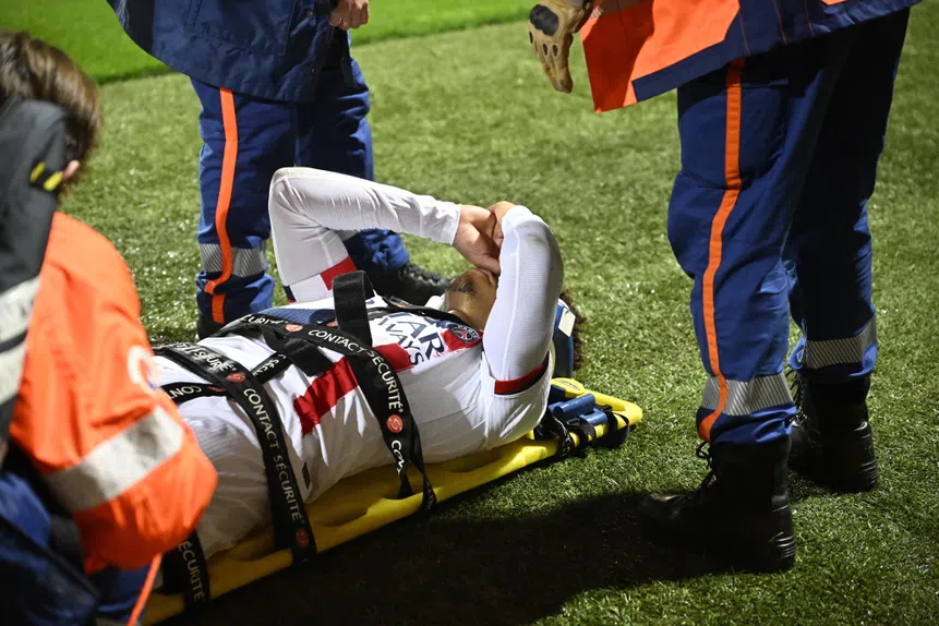 Maldição! Champions ataca craque do PSG