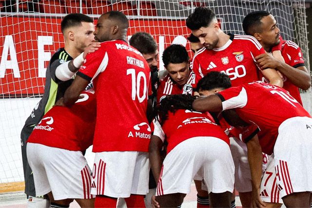 Já qualificado para os oitavos de final da Champions de futsal e com o primeiro lugar assegurado, o Benfica goleou o Luxol St. Andrews.