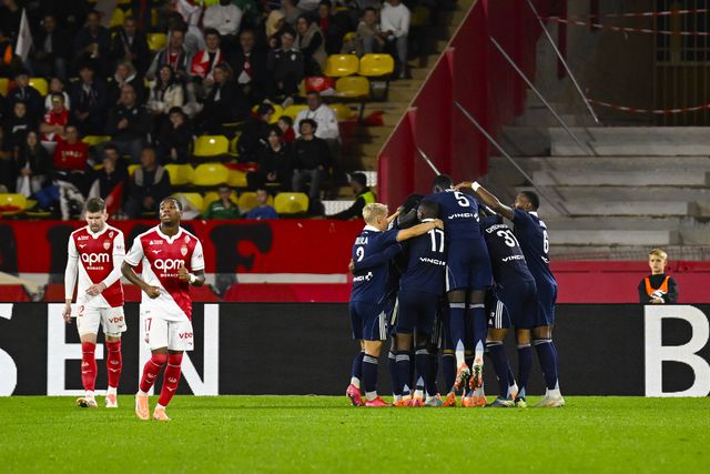 Paris FC volta a surpreender e vence no Mónaco