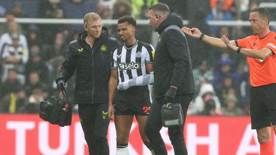 Newcastle prepara receção ao Man. United com 10 jogadores ausentes por lesão