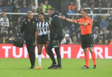 Newcastle prepara receção ao Man. United com 10 jogadores ausentes por lesão
