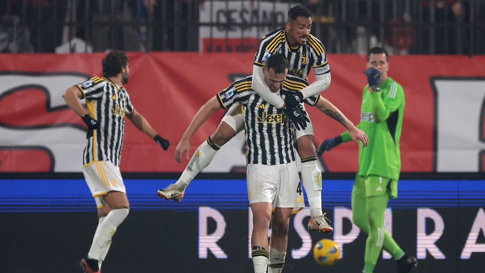 O golo que deu a vitória à Juventus aos... 90+4' (vídeo)