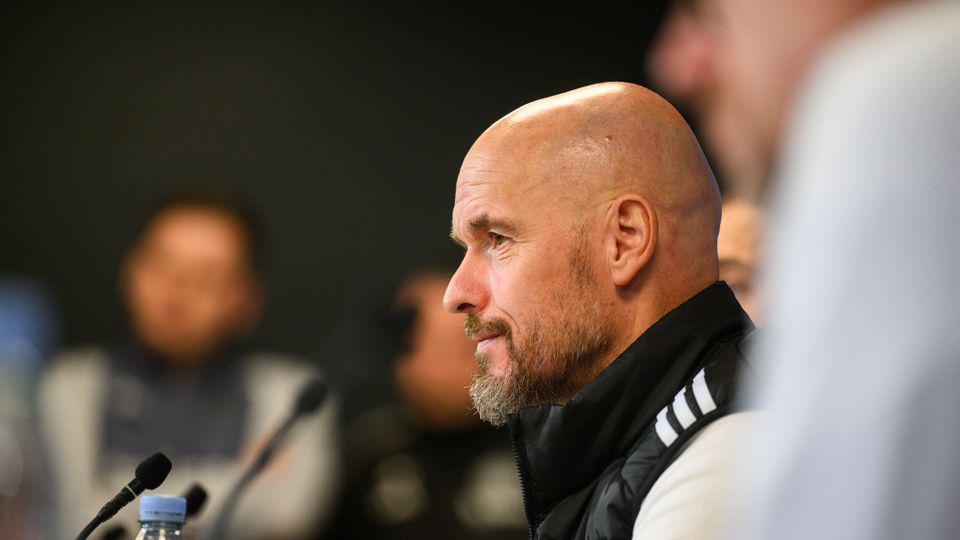 Erik ten Hag: «Onana é o 2.º melhor guarda-redes da Premier League»