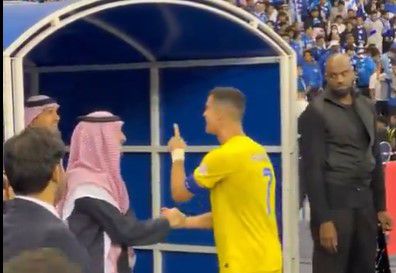 O que é que Ronaldo terá dito ao presidente do Al Hilal? (vídeo)