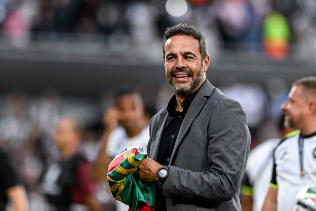 Artur Jorge fala em «vitória épica» e elogia jogadores: «Foram animais de competição»