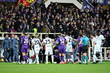 Boas notícias para o jogador da Fiorentina que colapsou em campo