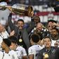 Botafogo, de Artur Jorge, recebido em festa no Rio de Janeiro (vídeos)