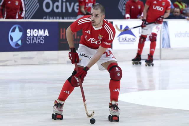 Nil Roca renova com o Benfica: «Sinto que esta é a minha casa»
