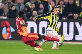 Kerem Akturkoglu foi titular no Fenerbahçe - Foto: IMAGO