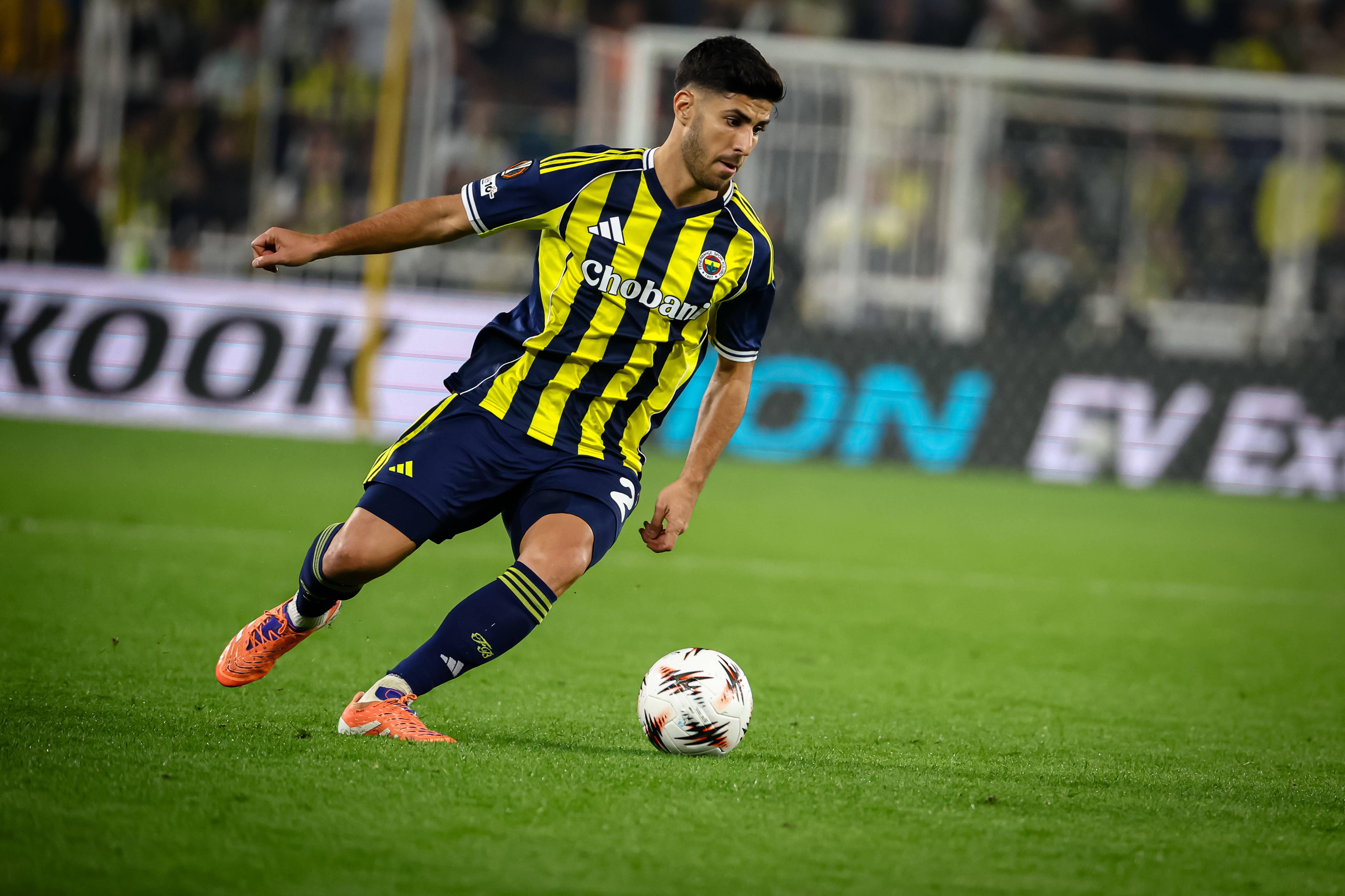 Marco Asensio: 27 contribuições para golo (13 golos e 14 assistências) em 37 jogos. Avançado espanhol ganhou nova vida após saída do PSG. Intervenção direta em 27% do total de golos marcados pelo Fenerbahçe
