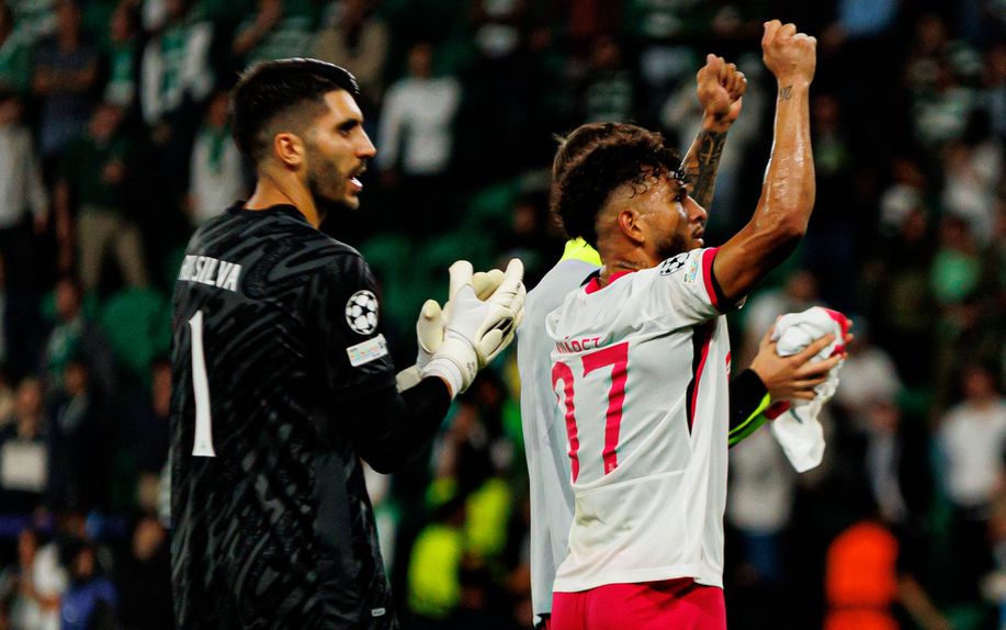 Rui Silva tem sido rocha entre os postes e Luis Suárez ás de trunfo no ataque - Foto: IMAGO