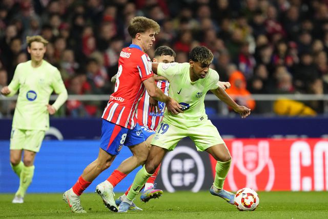 Barcelona, de Lamine Lamal, recebe esta terça-feira, às 20h00, o Atlético Madrid para LaLiga — Foto: IMAGO
