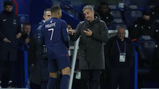 Foi só um susto: Mbappé apto para duelo com Lille, de Paulo Fonseca