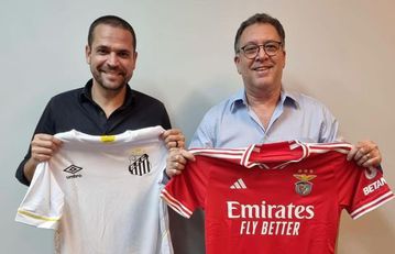 Oficial: Benfica faz proposta formal por Marcos Leonardo ao Santos