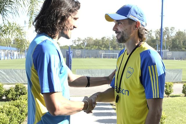 Cavani dá as boas-vindas a Diego Martínez