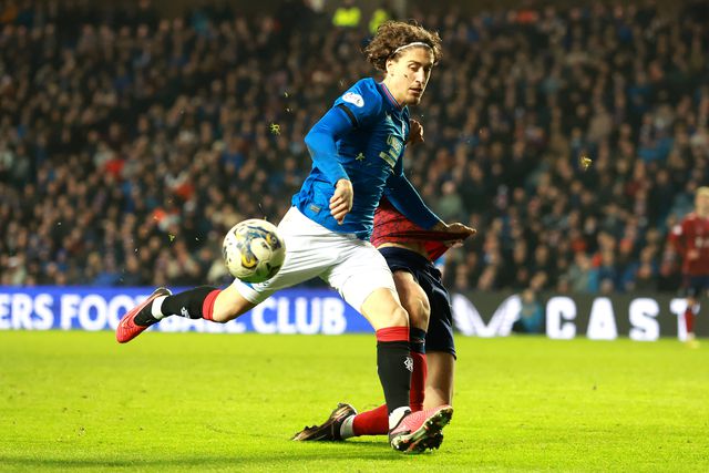Rangers vence na estreia de Fábio Silva