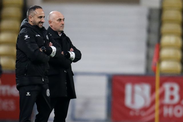 «Mercado? Olhamos para os jogadores que temos de forma objetiva e sem desculpas»