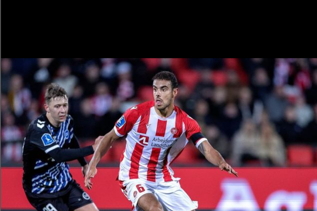 Santa Clara: Pedro Ferreira chega para o meio-campo