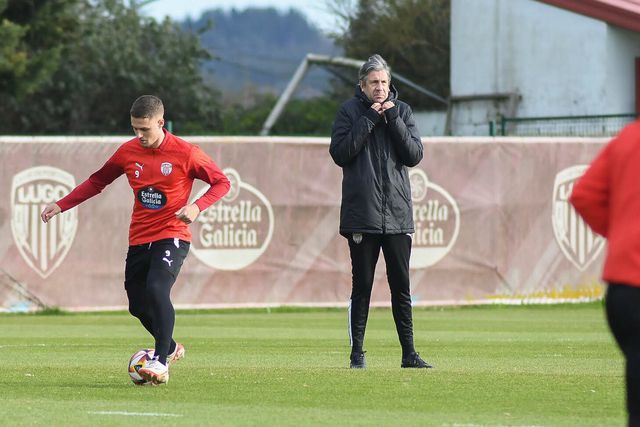 Paulo Alves entra com o pé esquerdo no Lugo