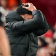Vídeo: momentos de pânico para Klopp depois de perder a aliança