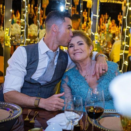 Família apoia Ronaldo antes da meia-final da Taça do Rei