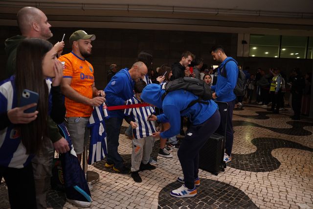 FC Porto com muito apoio à chegada à Madeira
