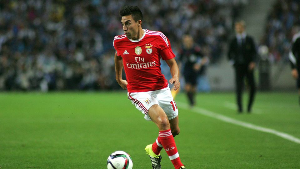 Nico Gaitán com a camisola do Benfica