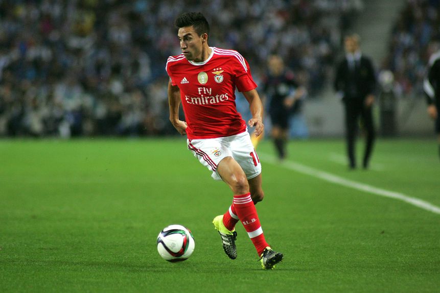 Nico Gaitán com a camisola do Benfica