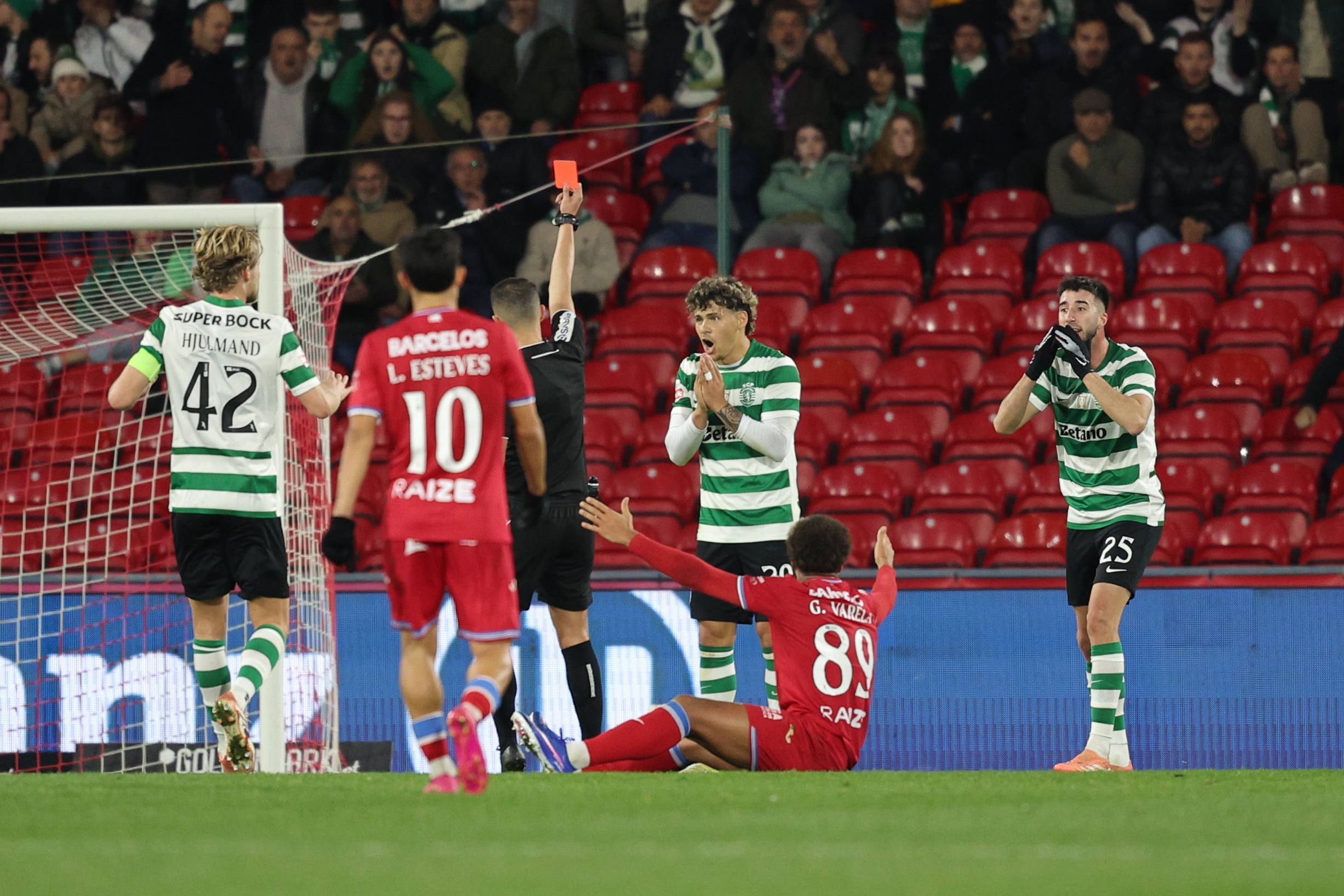 Gonçalo Inácio foi mais cedo para o balneário - Foto: IMAGO