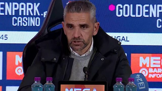 Rui Borges: «Deixámos o jogo partir e perdemos bolas fáceis»