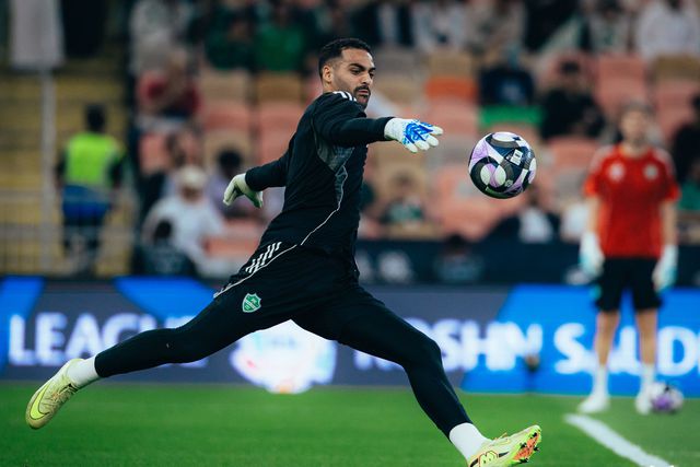 Parece lance para os apanhados: veja o frango do guarda-redes do Al Ahli (vídeo)